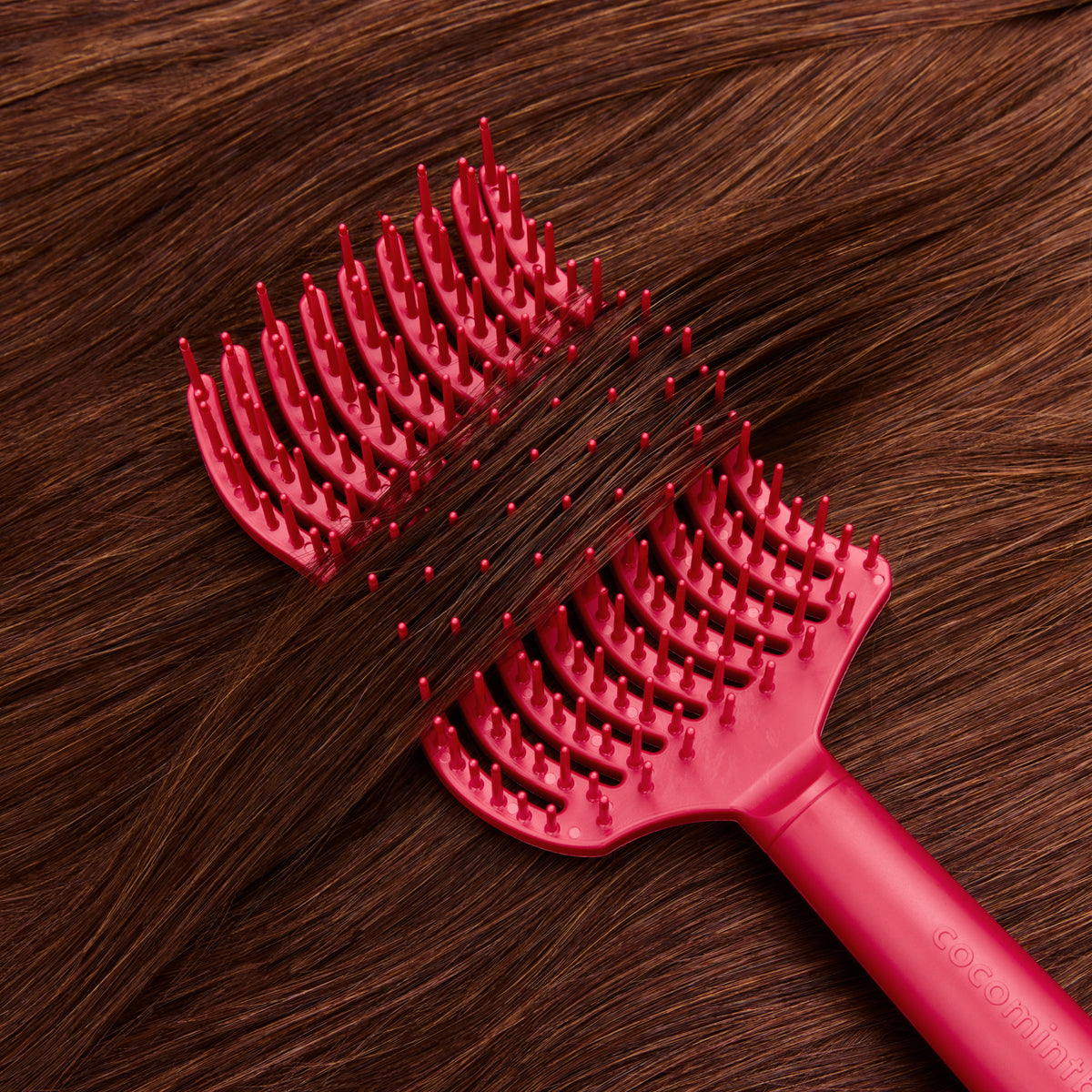 The Any-Hair Detangling Brush - Arirang Red