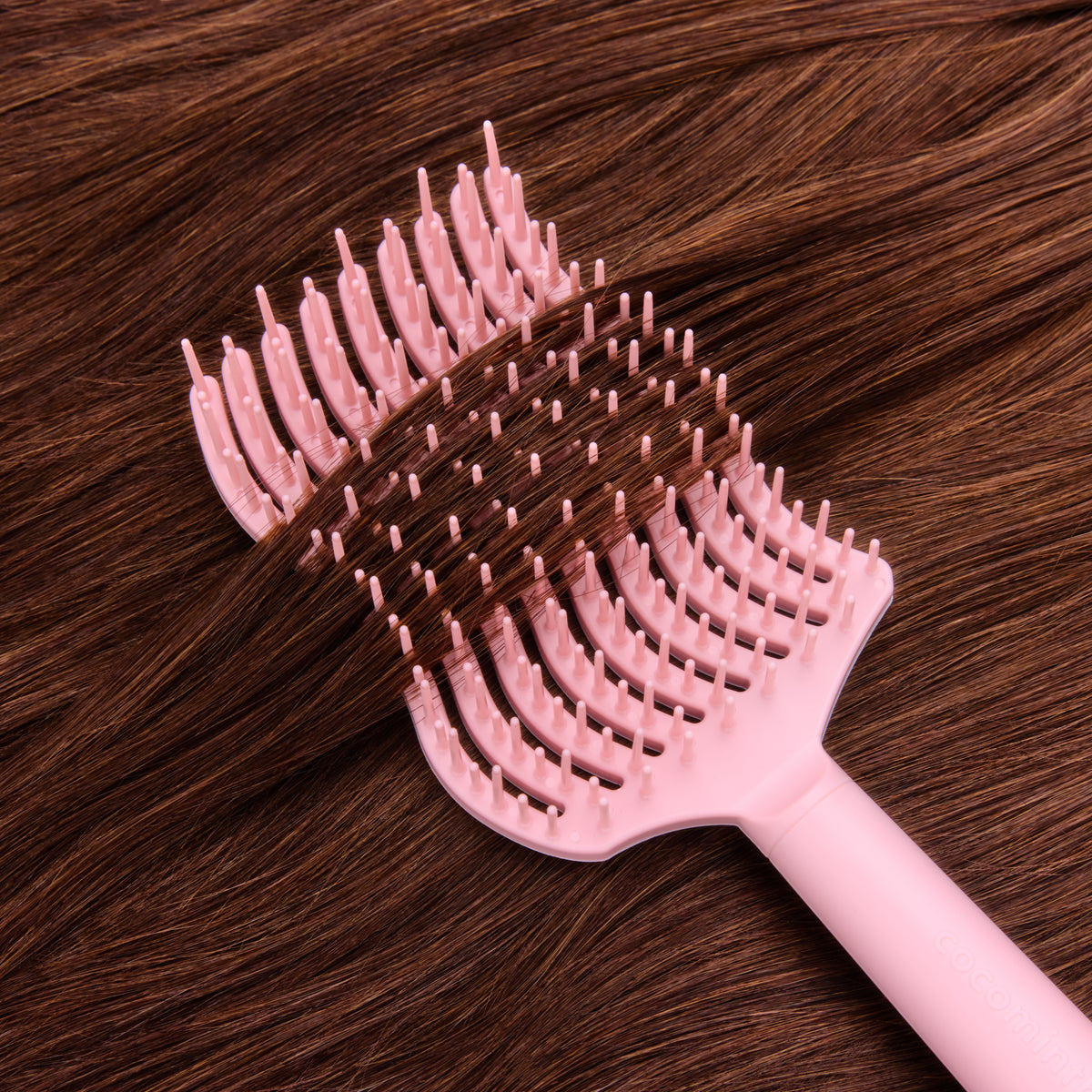 The Any-Hair Detangling Brush - Sakura Pink
